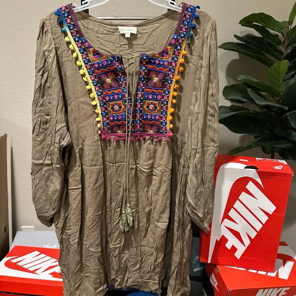 Velzera Multicolor Embroidered Tunic